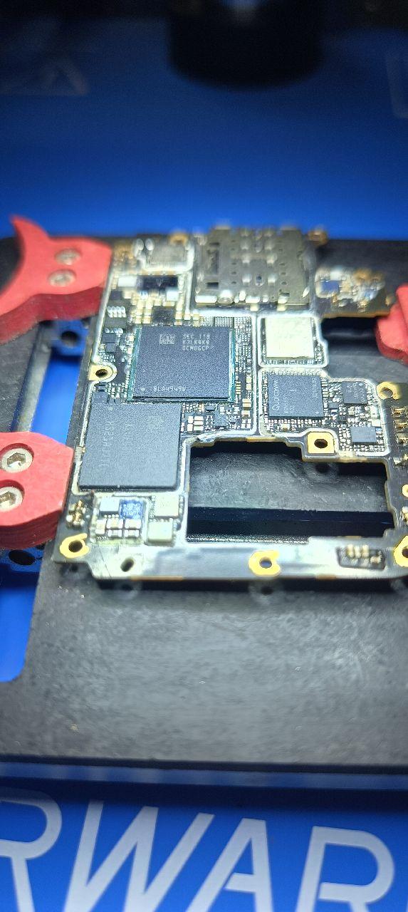 Mobile Phone Repair image 3