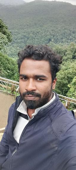 ನಿರಾಜನ್ ಆಚಾರಿ
